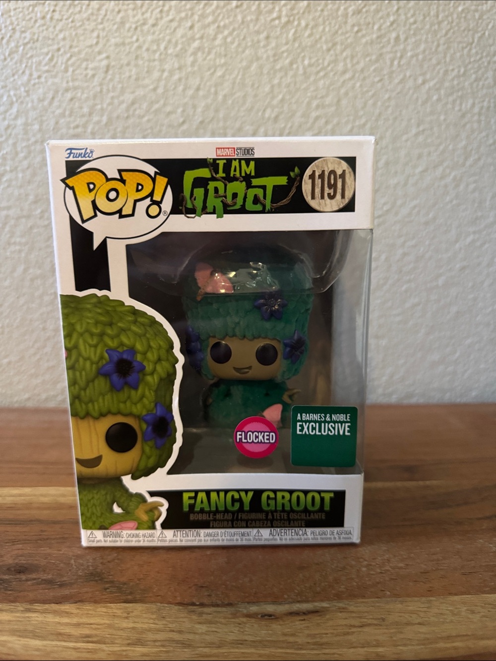 Funko Pop! Fancy Groot Flocked Figure with Purple Flowers (Green)